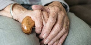 Beitragsbild des Blogbeitrags Bedarfsprognose Pflegepersonal u. Finanzierung der Langzeitpflege