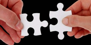 Beitragsbild des Blogbeitrags Umfrage zeigt: bei der Partnersuche kommt es nicht auf die Größe an