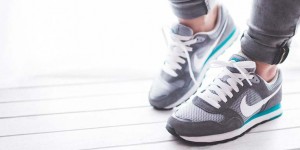 Beitragsbild des Blogbeitrags Corona: ‚Fit mach mit‘ zu Hause – Videos & Übungen für SeniorInnen