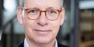 Beitragsbild des Blogbeitrags „Ältere Menschen in der Corona-Pandemie“ – Interview mit dem Leiter des Deutschen Zentrums für Altersfragen