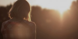 Beitragsbild des Blogbeitrags Die Zivilisationskrankheit Einsamkeit wird durch Corona verschärft