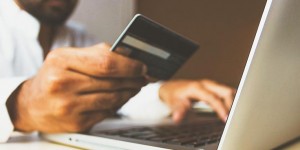 Beitragsbild des Blogbeitrags Sicher online bezahlen – kein Problem mit ein paar einfachen Tipps