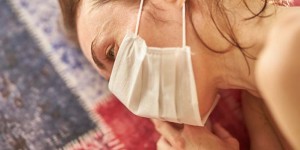 Beitragsbild des Blogbeitrags Studie zeigt: unsere Psyche steht seit Covid-19 unter Dauerbelastung