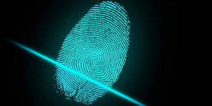 Beitragsbild des Blogbeitrags Fingerprint, Gesichtsscan & Co: bei Datenklau lebenslange Folgen