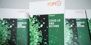 Beitragsbild des Blogbeitrags „Covid-19 and beyond“ – Was können wir aus der Krise lernen?