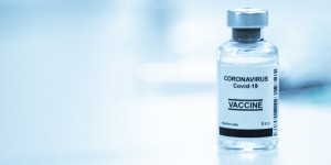 Beitragsbild des Blogbeitrags Covid-19: Booster-Impfung nötig, wie bei vielen anderen auch 