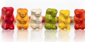 Beitragsbild des Blogbeitrags Happy Bärsday: Die Haribo Goldbären werden heuer 100 Jahre alt