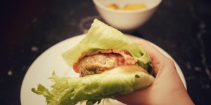 Beitragsbild des Blogbeitrags Low Carb Burger Recipe 