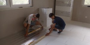 Beitragsbild des Blogbeitrags und jetzt es Zimmer vom Buam