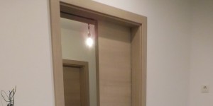 Beitragsbild des Blogbeitrags Innentüren fertig, Parkett Wohnzimmer 