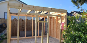 Beitragsbild des Blogbeitrags Gartenhütte - Das Dach