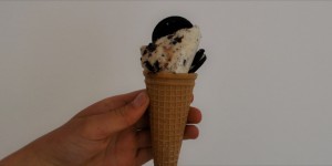 Beitragsbild des Blogbeitrags Rezept: Oreo Eis selber machen – kinderleicht