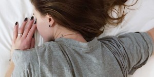 Beitragsbild des Blogbeitrags Warum das Wochenbett heilig sein sollte! 