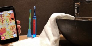 Beitragsbild des Blogbeitrags Zähneputzen leicht gemacht mit Playbrush (Erfahrungsbericht)