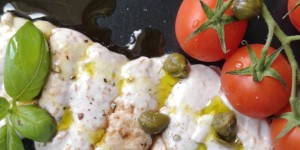 Beitragsbild des Blogbeitrags Veganella – selbstgemachter, veganer Mozzarella Ersatz 