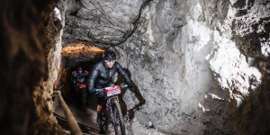 Beitragsbild des Blogbeitrags Salzkammergut Trophy: 9,5h im Dreck spielen
