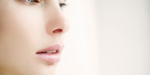 Beitragsbild des Blogbeitrags Natürliches Lippenvolumen- sanfte Methoden, starke Ergebnisse