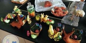 Beitragsbild des Blogbeitrags Der Osterhase kommt! Und was bringt er bei euch? Schokolade oder Spielzeug? 