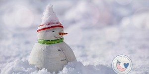 Beitragsbild des Blogbeitrags Schneespiele – Mit Kindern im Schnee spielen 