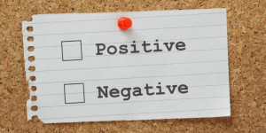 Beitragsbild des Blogbeitrags Sag das nicht! Toxische Positivität bei Trauernden