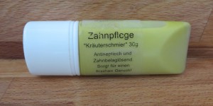 Beitragsbild des Blogbeitrags Zahnpflege für den Hund