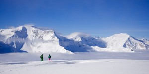 Beitragsbild des Blogbeitrags Wintersport abseits der Pisten – zwischen Spaß und Gefahr 