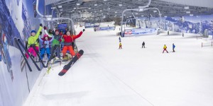 Beitragsbild des Blogbeitrags Indoor Skihallen – Schneevergnügen auch im Sommer 