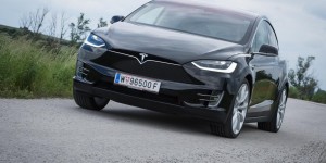 Beitragsbild des Blogbeitrags So gut ist das Tesla Model X wirklich!