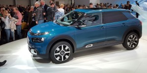 Beitragsbild des Blogbeitrags Weltpremiere des 2018er Citroën C4 Cactus 