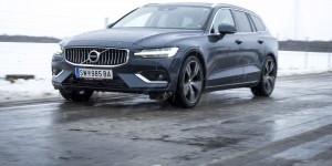 Beitragsbild des Blogbeitrags Volvo V60 Inscription T6 AWD: Fast perfekt im Test! 