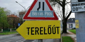 Beitragsbild des Blogbeitrags Pécs ist nicht Bécs: Protokoll meiner unfreiwilligen Reise in den Süden Ungarns