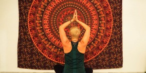 Beitragsbild des Blogbeitrags Mit Yoga zu mehr Konzentration und Kreativität im Job