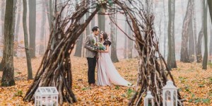 Beitragsbild des Blogbeitrags Herbsthochzeit – die schönsten Hochzeitsfarben 