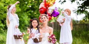 Beitragsbild des Blogbeitrags Kinder auf der Hochzeit: So kommt keine Langeweile auf