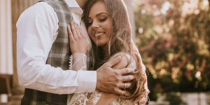 Beitragsbild des Blogbeitrags Schloss Manowce: Heiraten in Polen, Heiraten wie im Märchen