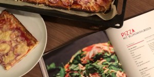 Beitragsbild des Blogbeitrags Paleo Pizza mit Blumenkohlboden