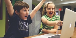 Beitragsbild des Blogbeitrags Familienfreundlichkeit bringt’s – wie eine neue Untersuchung des ÖIF zeigt