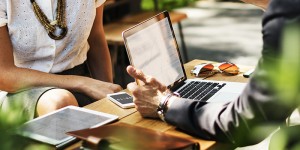 Beitragsbild des Blogbeitrags Rechtliche Unterstützung der Personalarbeit online | Vorlagenportal