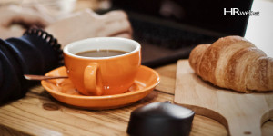 Beitragsbild des Blogbeitrags Online-Diversity-Breakfast & Zoom-Buchpräsentation-mit-Weinverkostung