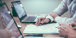Beitragsbild des Blogbeitrags Stabilität im Finanzbereich | Wie Sie die richtigen Fachleute finden
