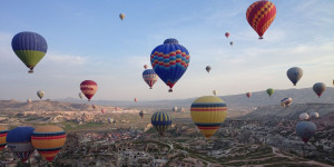 Beitragsbild des Blogbeitrags Testballons im Trainings-Markt aufsteigen lassen 