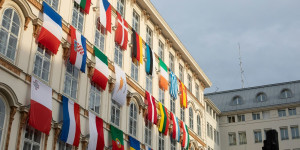 Beitragsbild des Blogbeitrags Interkulturelle Diversität | Mehrsprachigkeit als Ressource im interkulturellen Arbeitsalltag 