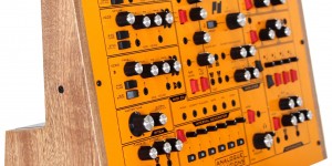 Beitragsbild des Blogbeitrags Analogue Solutions Fusebox Analog Synthesizer Now Available For Pre-Order