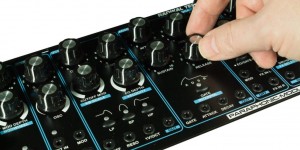 Beitragsbild des Blogbeitrags Is This Radikal Technologies New Eurorack Or Desktop Synthesizer?