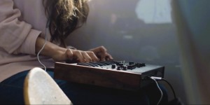 Beitragsbild des Blogbeitrags Pre-NAMM: Analog Or Does Roland Meld His Plug-Out Engines Into A Compact Poly Synthesizer?