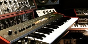 Beitragsbild des Blogbeitrags Preview Of The BEHRINGER VC340 Vocoder Plus Synthesizer