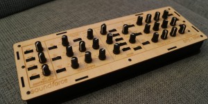 Beitragsbild des Blogbeitrags Sound Force Announced SFC-Mini V2 – MIDI Controller For Minimoog Synthesizer Emulations