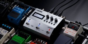 Beitragsbild des Blogbeitrags BOSS Announced VE-500 Vocal Performer Multi-Effects Processor Pedal!
