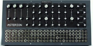 Beitragsbild des Blogbeitrags AtomoSynth Announced Asterion Analog Modular Synthesizer!
