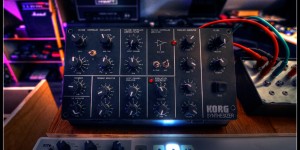 Beitragsbild des Blogbeitrags MS-X Is A Full Monophonic Analog Synthesizer Built From A KORG Monotron!
